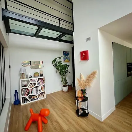Villa D'architecte Avec Piscine A 5mn Du Futuroscope *