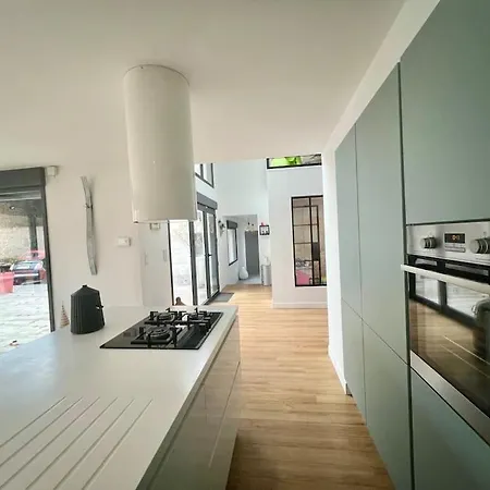 D'architecte Avec Piscine A 5mn Du Futuroscope Villa *